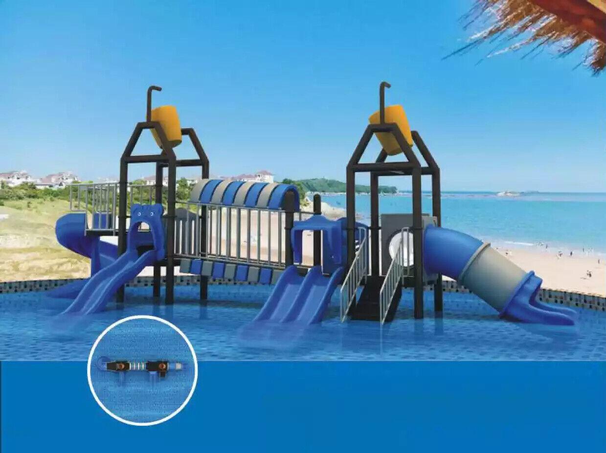 Spielplatz für Kinder Spielturm aus Plastik Rutscht ins Wasser