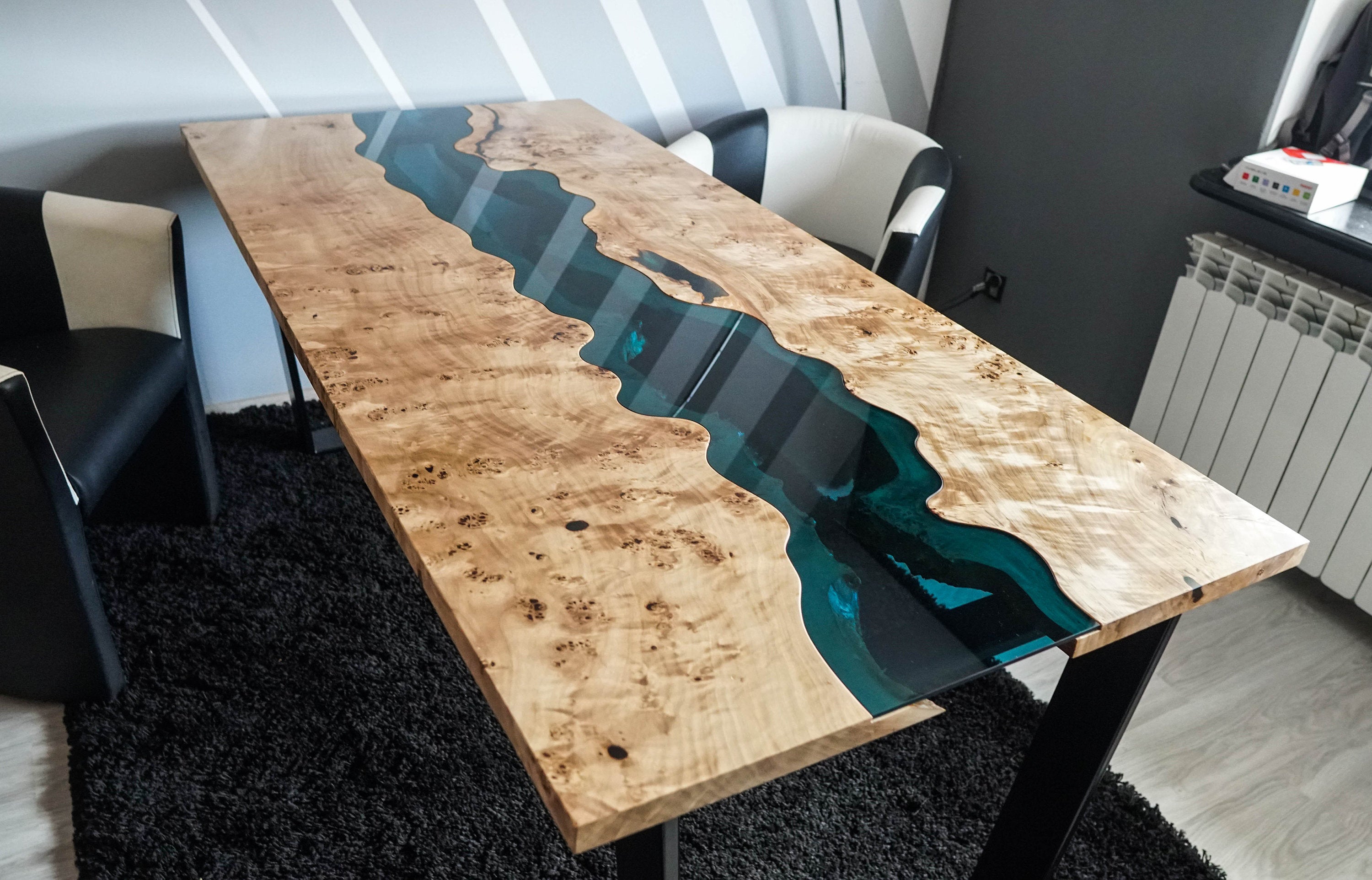 tische epoxid harz esstisch holz massive möbel epoxy tisch giessharz wasserfall