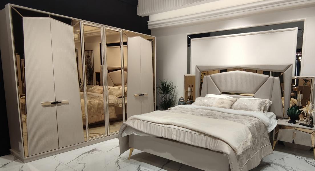 Bett Nachttische Kleiderschrank Spiegeltür Beige Gold Schlafzimmer Set 4tlg.