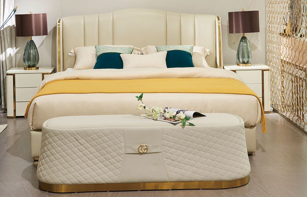 Schlafzimmer Bett Hocker 2x Nachttisch Komplette Sets Leder Möbel Zimmer 4tlg.