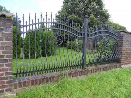 Railing Zaun Geländer Schmiedeeisen Handarbeit Klassische Zäune Garten M198 Neu