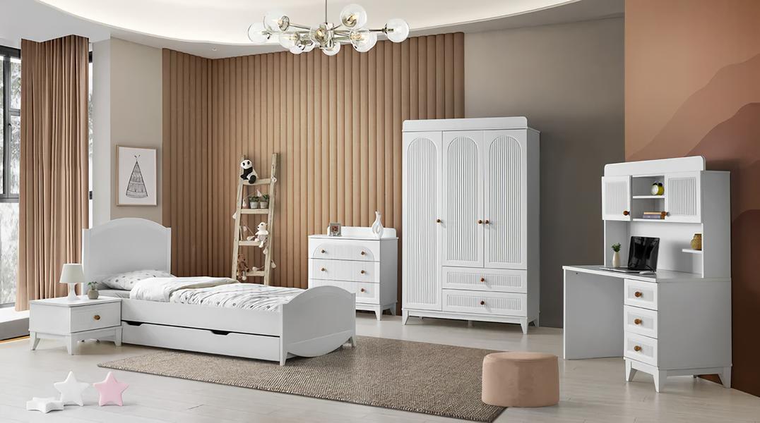 Kinderzimmer Set Bett Nachttisch Kommode Kleiderschrank Schreibtisch 5tlg.