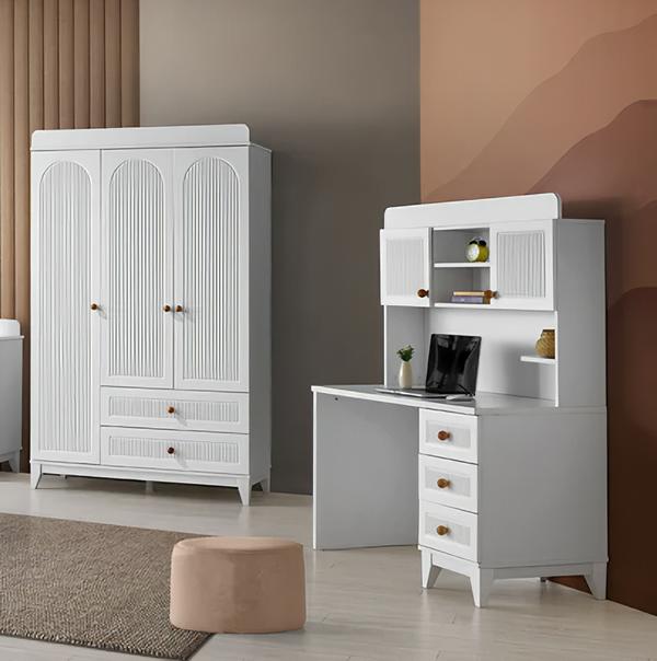 Set Kleiderschrank Schreibtisch ideale Möbel für ein modernes Kinderzimmer