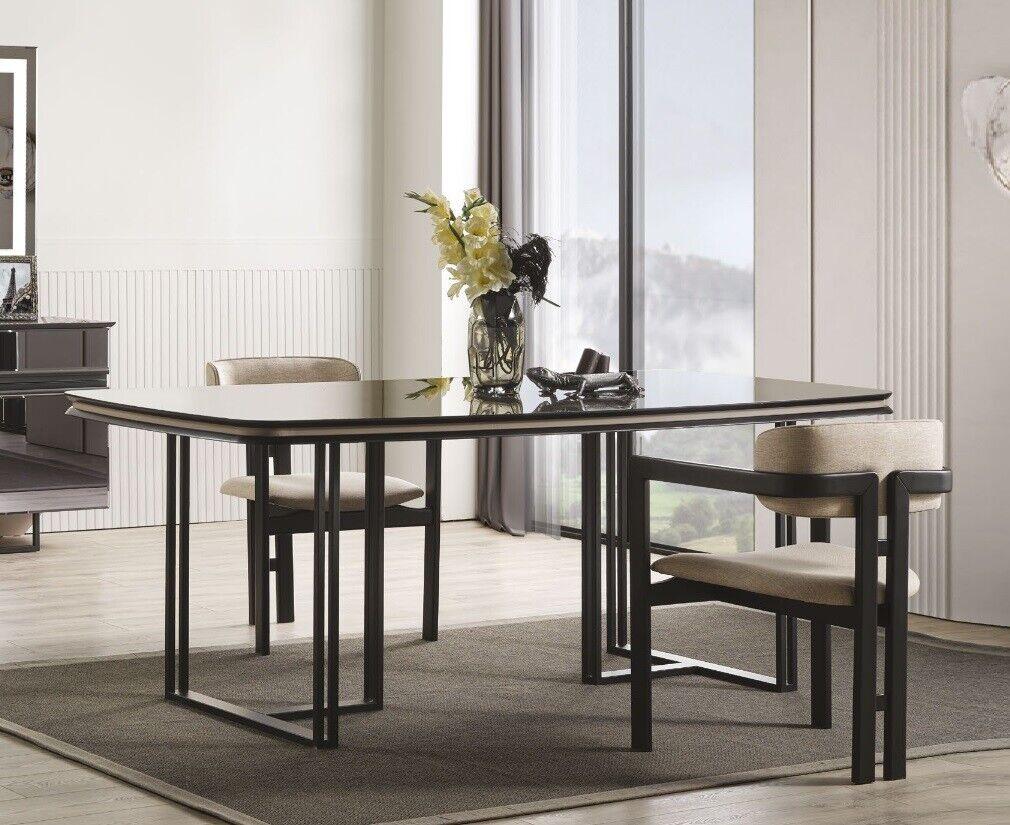 Luxus Set für Esszimmer Esstisch und 4x Stühle Moderner Stil Holz möbel