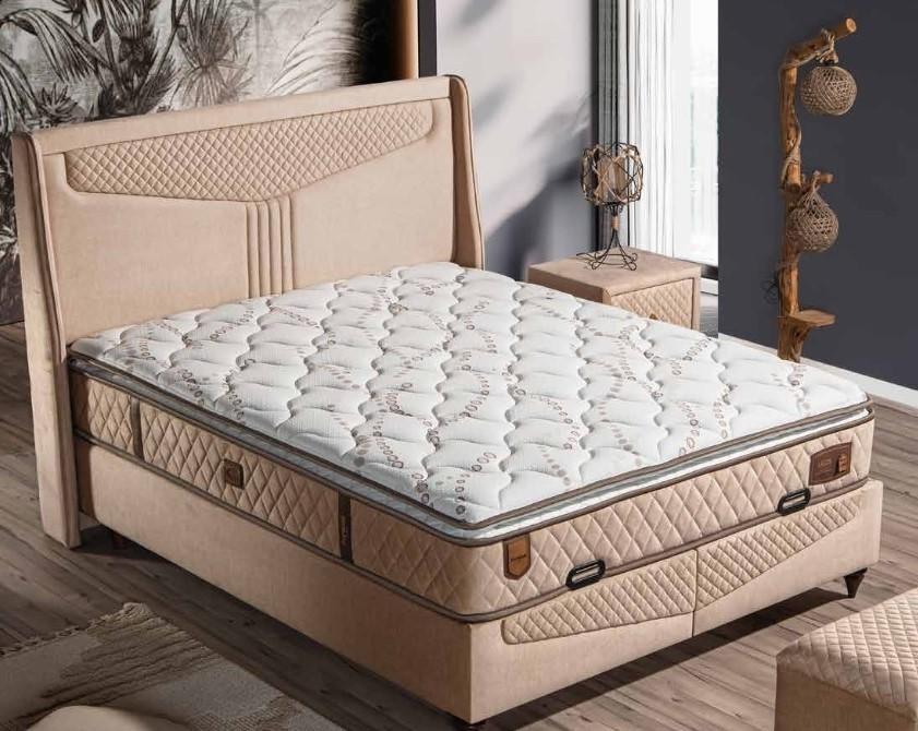 Elegantes Bett mit Matratze in Beige aus Holz und Textil