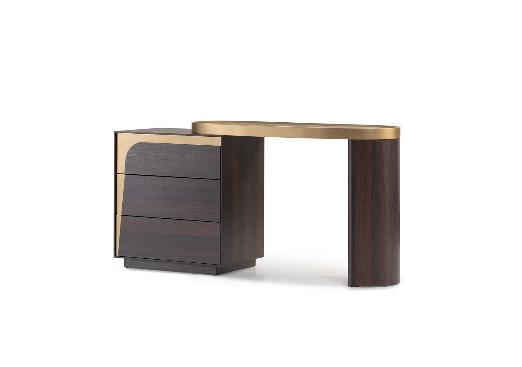 Eleganter brauner Schminktisch aus Holz mit Spiegel und modernem