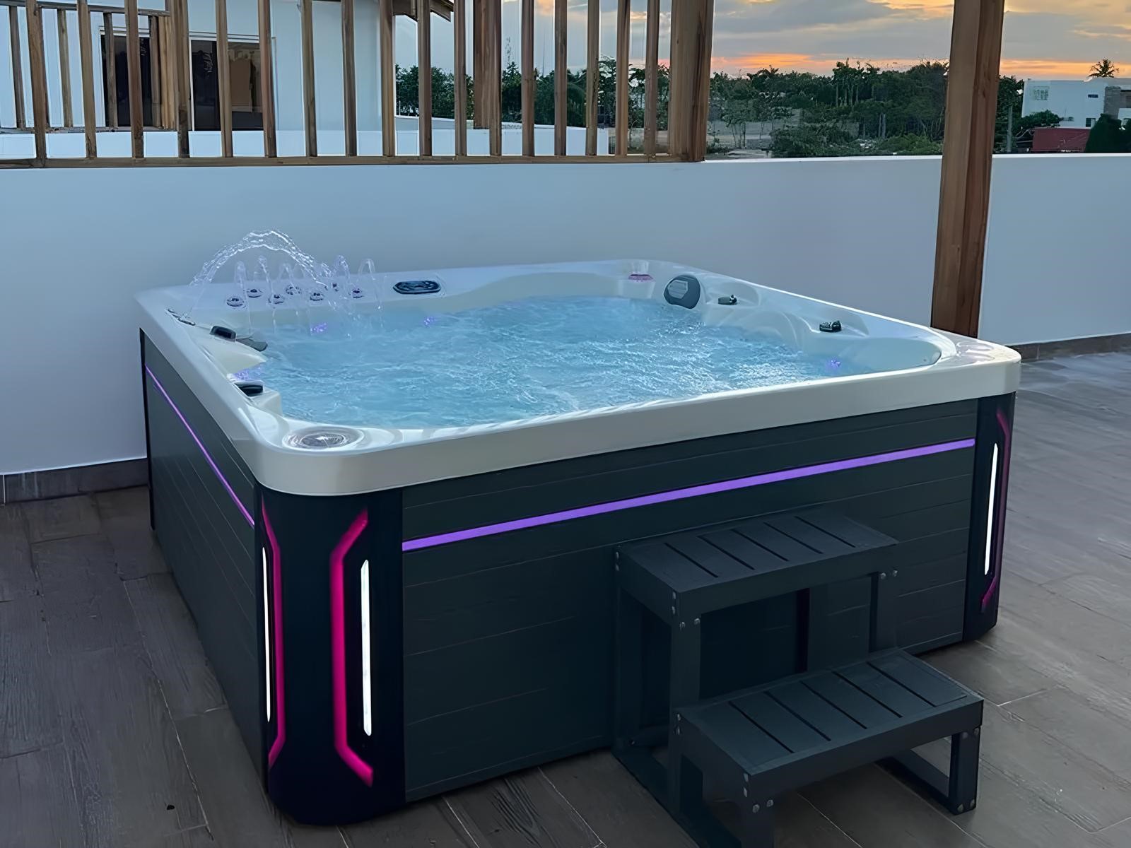 Relaxpool Sprudelbad Outdoor Whirlpool Hydromassagewanne Massagebad 210x210 cm