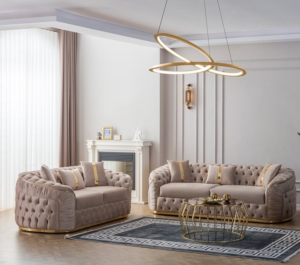 Sofa-Set Modernität und Stil, unterstrichen durch Details