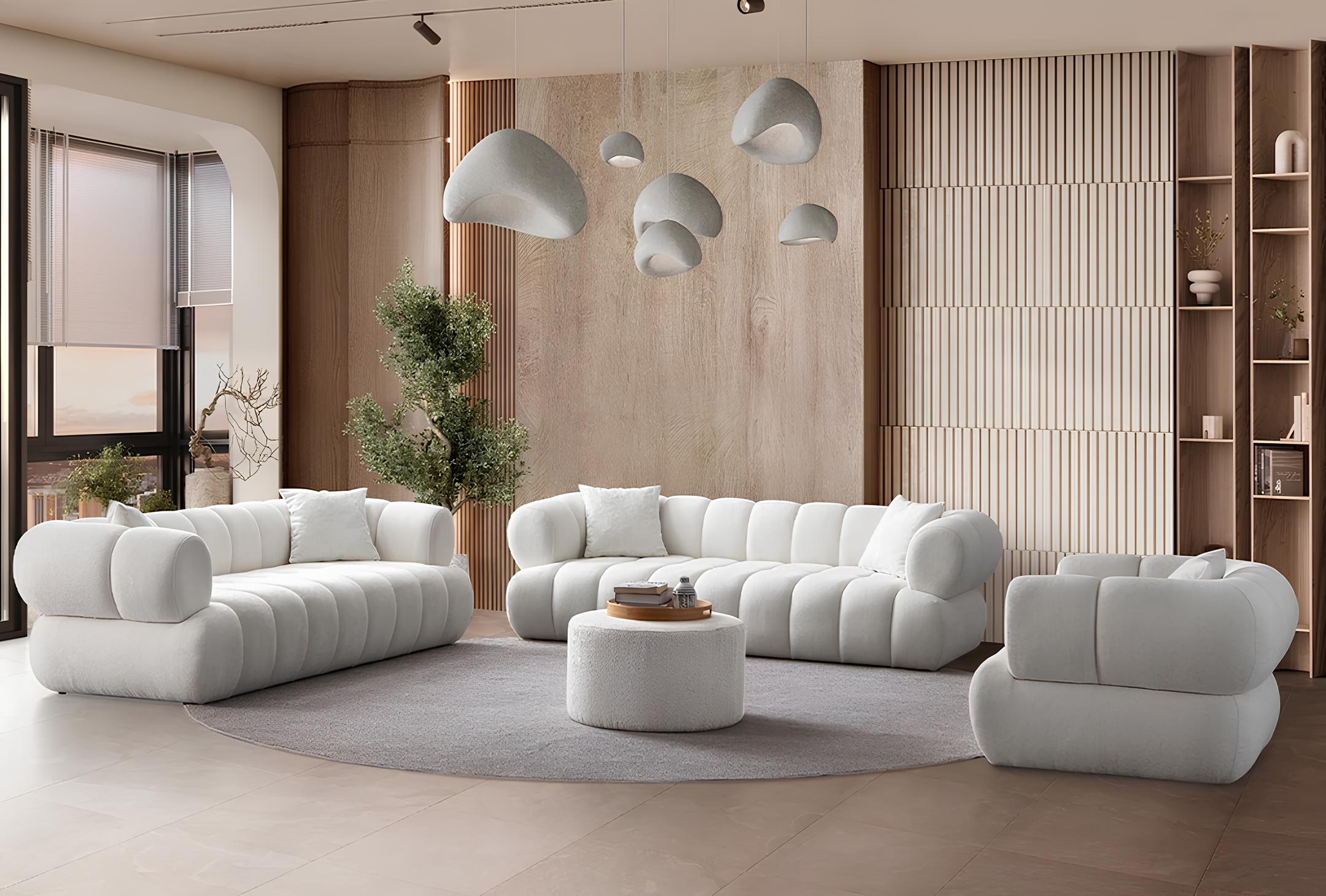 Schlichtes Design – Sofa-Set und Sessel für Ihr Zuhause