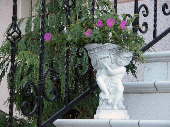 Blumenkübel Pflanz Kübel Dekoration Figur Blumentöpfe Garten Vasen