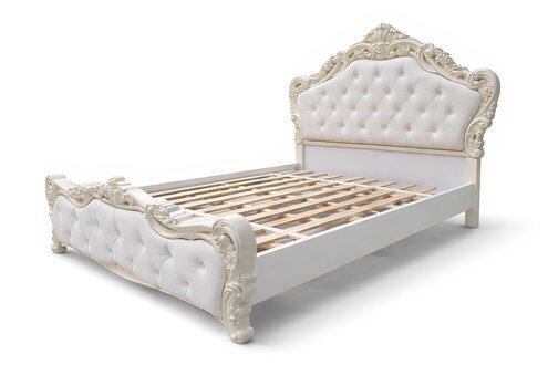 Hochwertiges Massivholzbett mit eleganter, moderner Gestaltung Sofort