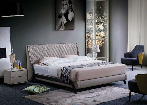 Komplettes Schlafzimmer Set Bett 2x Nachttisch 3 tlg. Sets Designer Luxus Betten.