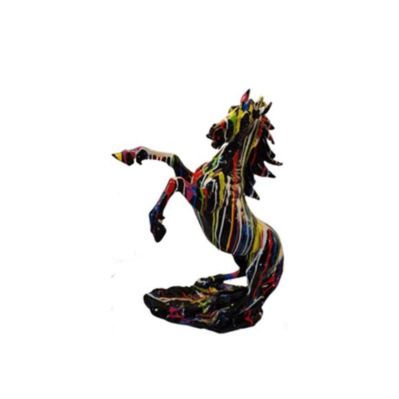 Skulptur Pferde aus Kunststoff auf einem Ständer Pferd Skulpturen Statuen