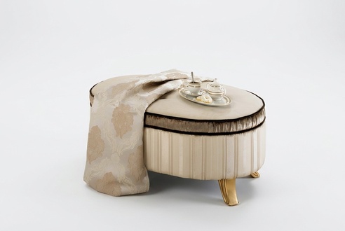 Design Polster Hocker Fußhocker Ottomane Sitz Chaise Gepolstert Pufa Sitzbänke
