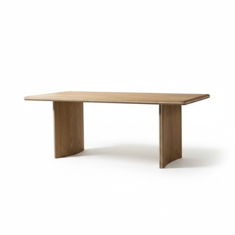 Eleganter Brauner Esstisch aus Holz für modernes Zuhause