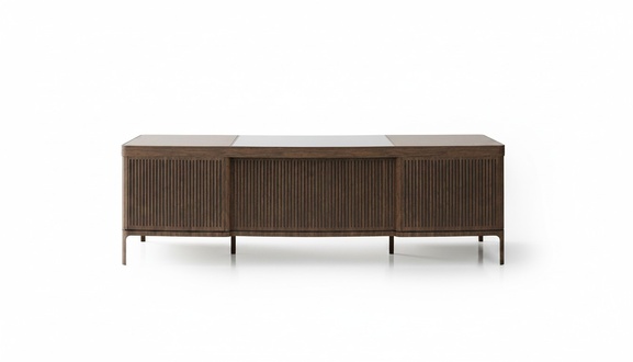 Eleganter brauner Holzschreibtisch im modernen Stil