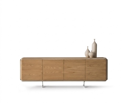 Elegantes braunes Holzsideboard in klassischem Design