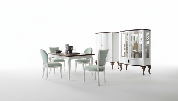 Esszimmer Garnitur Set Klassische Tisch 4x Stühle Vitrine Kommode 7tlg