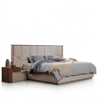 Moderne Beige Schlafzimmer Garnitur Luxuriöses Doppelbett + Nachttische