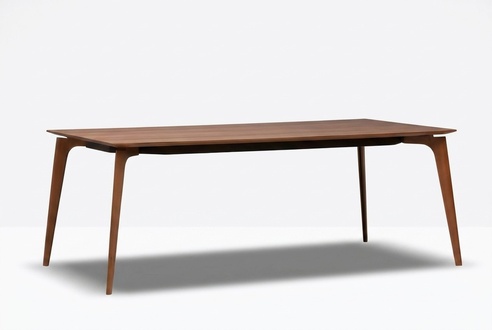 Moderner Esstisch aus Holz in Braun für gemütliche Esszimmer